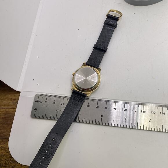 Vintage Solitare Womens White Black Leather Watch New Battery - Picture 7 of 8